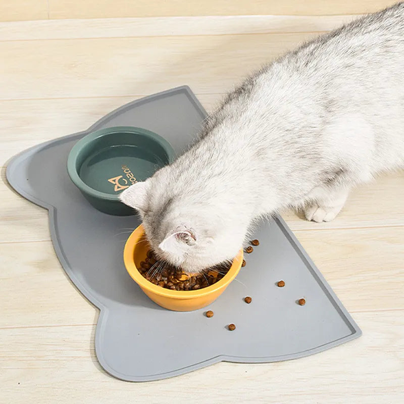 Silicone Pet Mat: Waterproof Non-slip Food Bowl Feeder Tray  petlums.com   