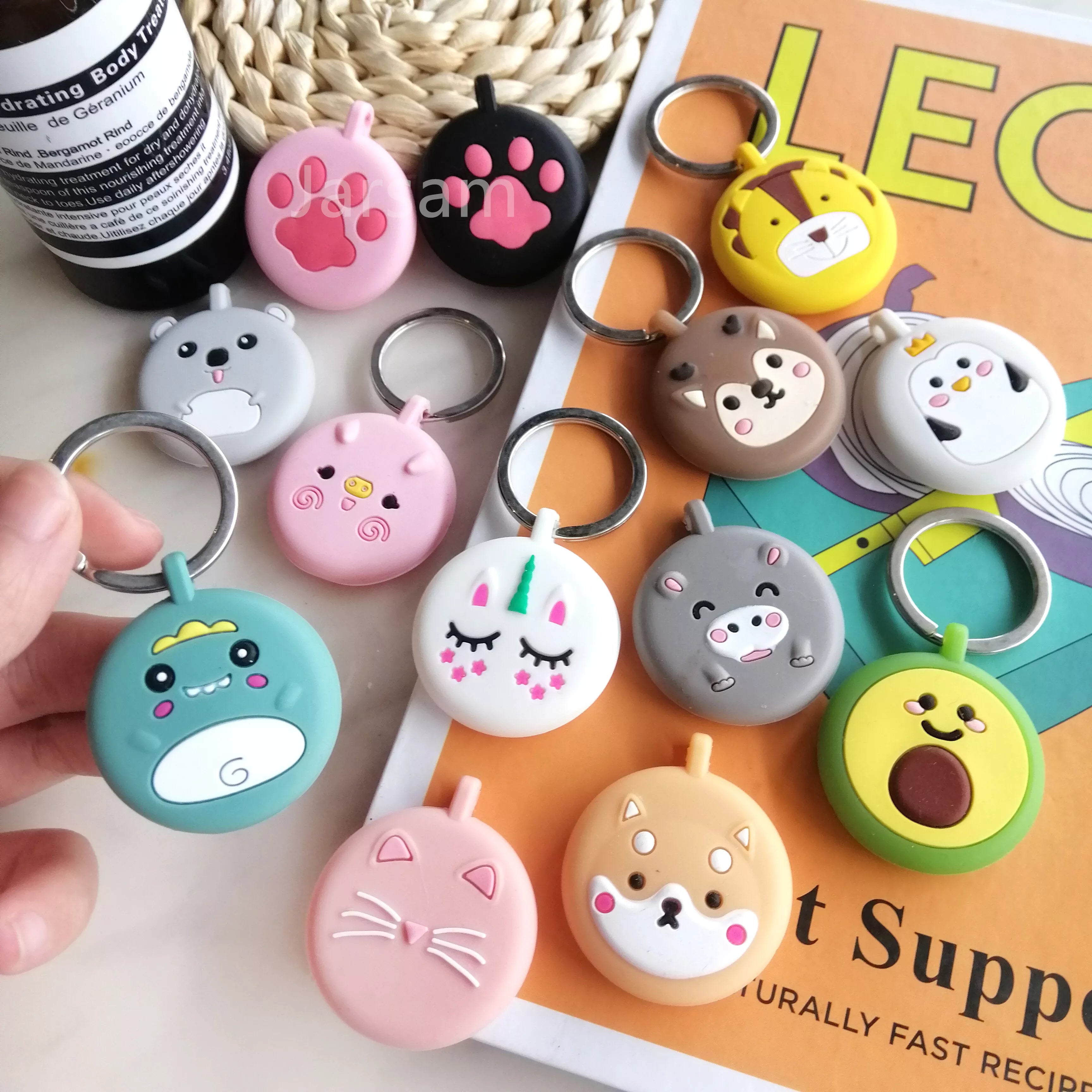 Smart Accessories Silicone Soft Protective For AirTag Keychain Pet Child Anti-lost Wearable Device for Air Tag Case Cover  petlums.com   